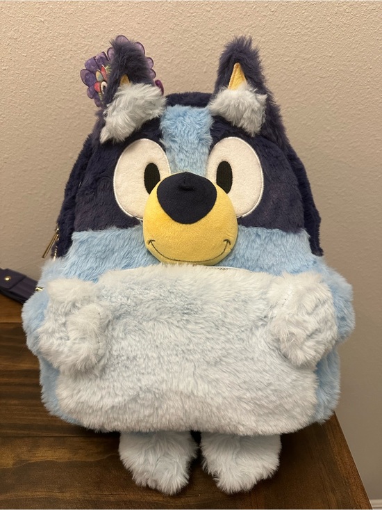 Her Universe Handbags - Her Universe Bluey Plush Backpack with Chattermax- excellent condition